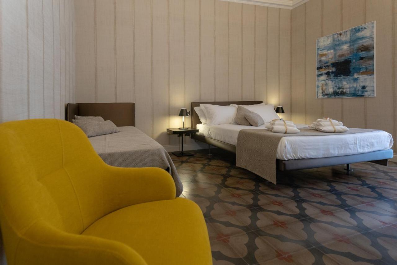 B&B Palazzo Perrotta Catania Bagian luar foto