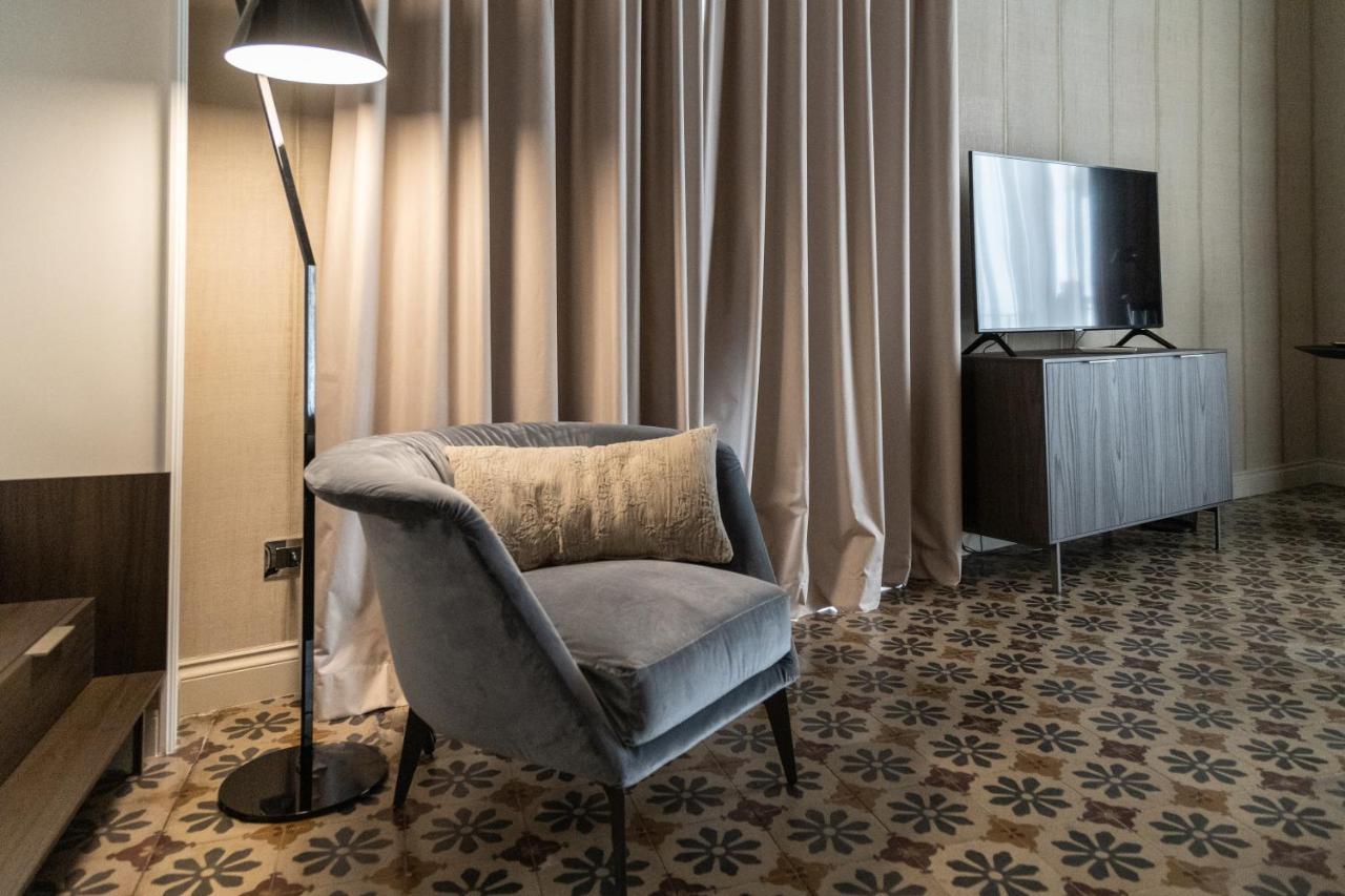 B&B Palazzo Perrotta Catania Bagian luar foto